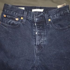 NWOT levi wedgie fit size 25